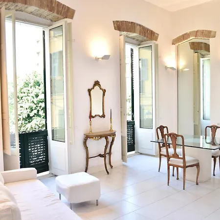 Sinclair , Loft In Center With Original Romantic Fresco Apartment Cagliari