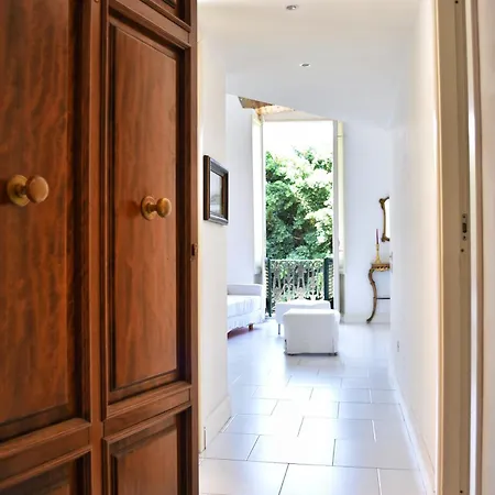 Sinclair , Loft In Center With Original Romantic Fresco Apartment Cagliari