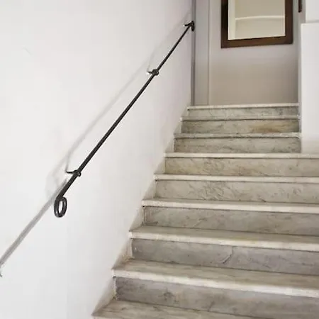 Sinclair , Loft In Center With Original Romantic Fresco Apartament Cagliari